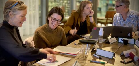 Met je hele team de nascholing Creatief Schrijven in de Klas volgen